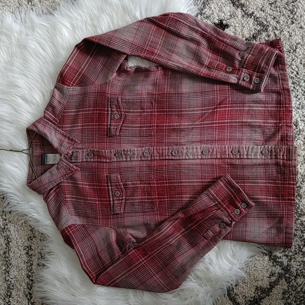 Patagonia Red and Grey Plaid Cotton Flannel